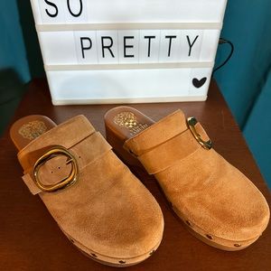 Vince Camuto Canzenee Clog